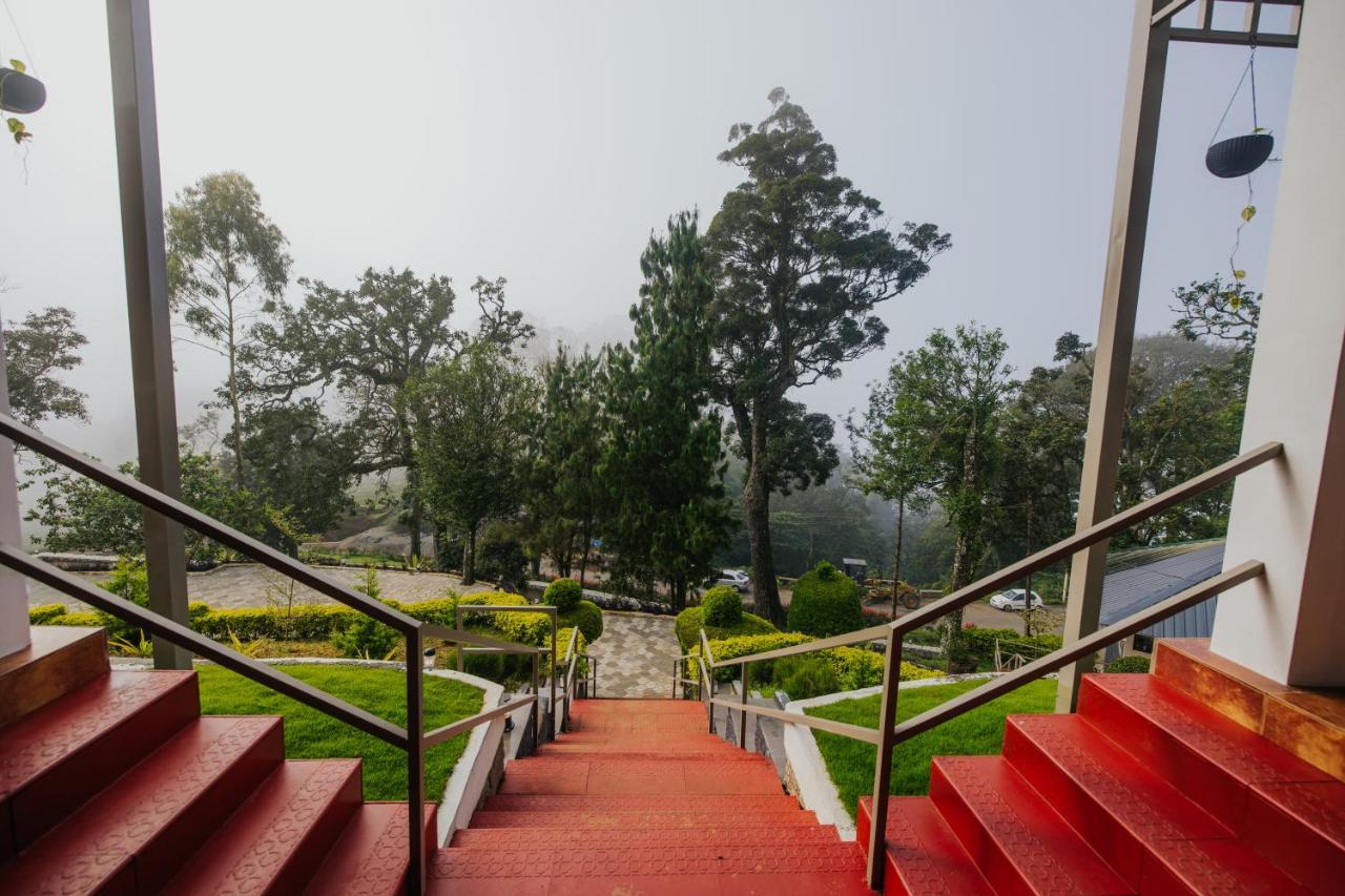 Misty Courtyard Resort Chinnakanal Zewnętrze zdjęcie