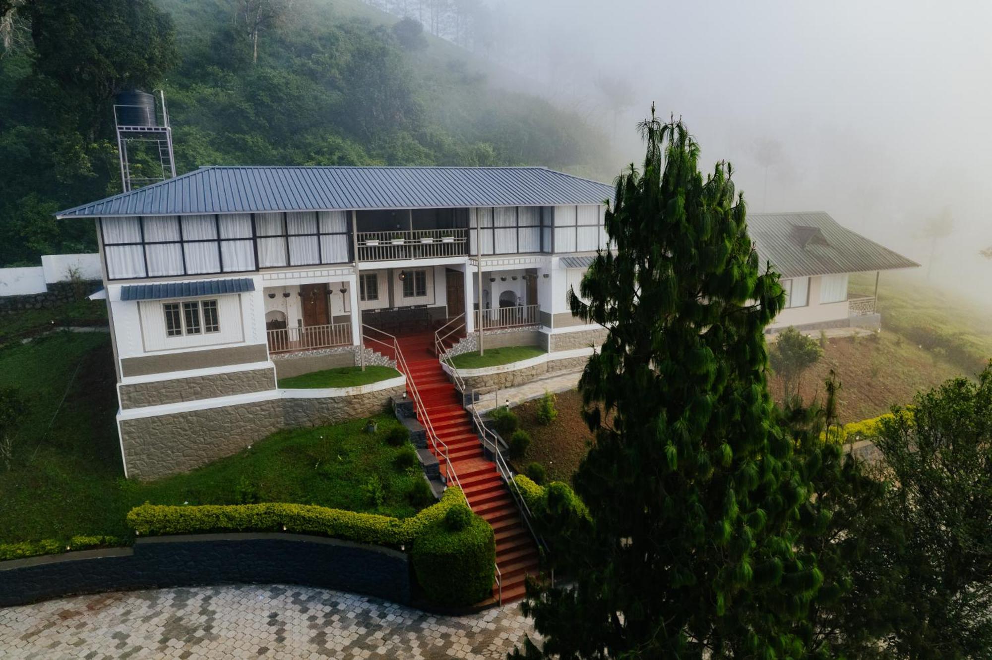 Misty Courtyard Resort Chinnakanal Zewnętrze zdjęcie